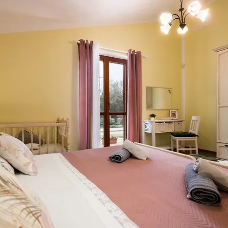 Holiday home House Natalie, Village