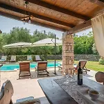 House Natalie, Village Holiday home Rakalj