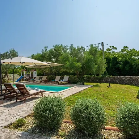 Casa vacanze House Natalie, Village *