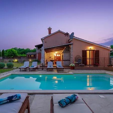 House Natalie, Village Casa vacanze *